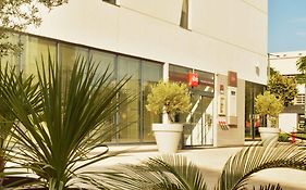 Ibis Marseille Centre Euromed